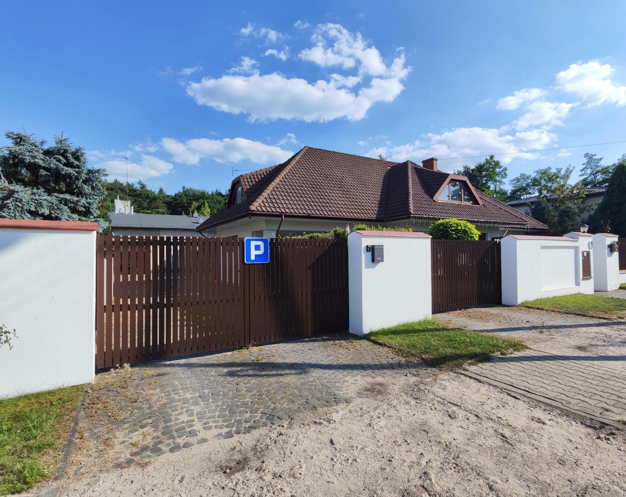 Pokoje Goscinne Sonia Tuszyn Exterior photo
